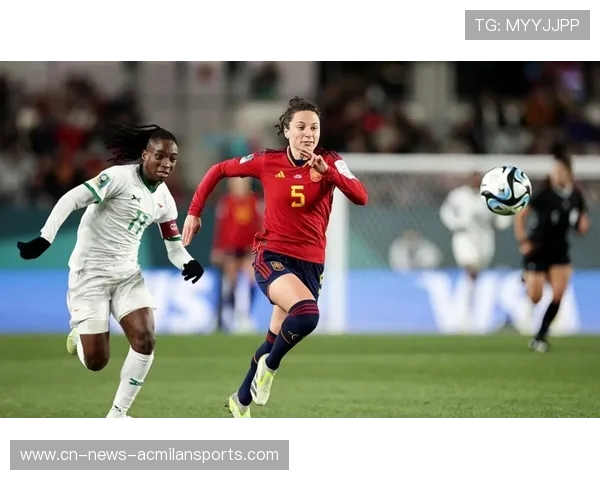 西班牙女足快速传切打出极致组织效果