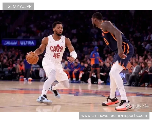 米切尔底角命中关键投篮，骑士攻防高效